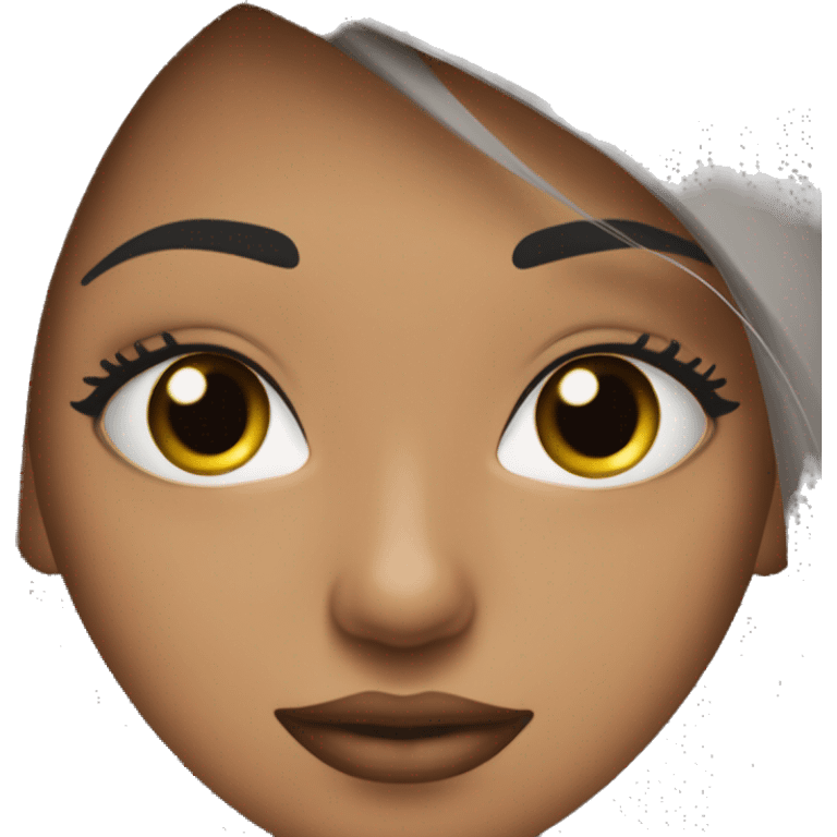 Mujer con piel blanca ojos negros oscuros, pelo de color negro largo sin flequillo con la ralla del pelo en el medio labios rosas imoji normal 🙎‍♀️ emoji