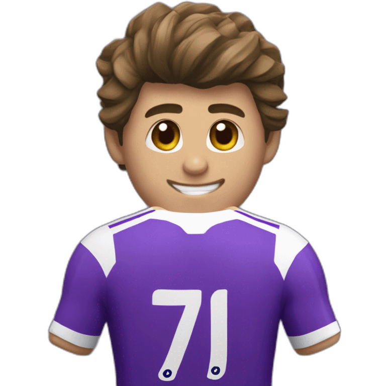 Ronaldo avec le maillot du Réal Madrid violet emoji