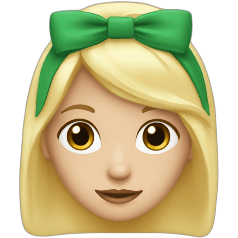 Meisje met groene ogen blond haar en een hoedie aan emoji