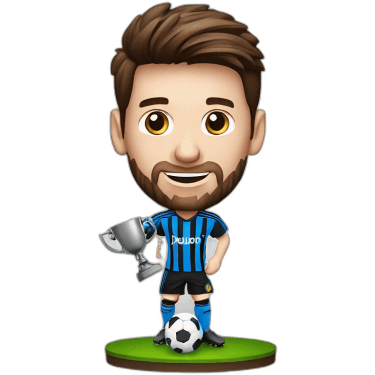 Le joueur de football Lionel Messi tenant un trophée emoji