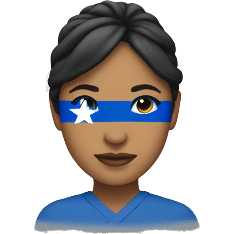 woman with a honduran flag emoji