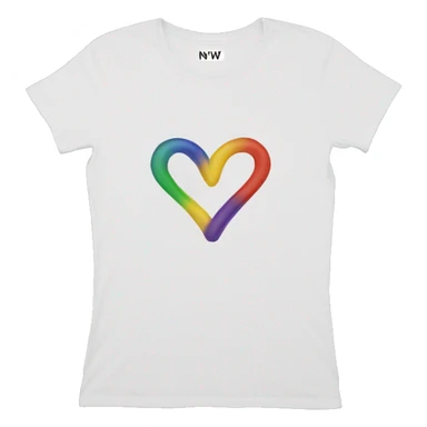 T-shirt with the inscription “I ❤️ NYW” sticker