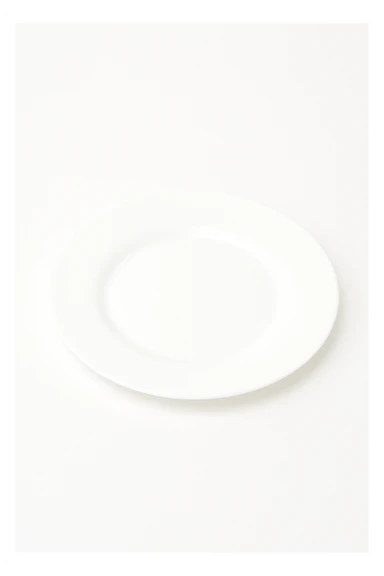 Сгенерируй мне точно такую же тарелку, но без торта наполеон, пустую sticker