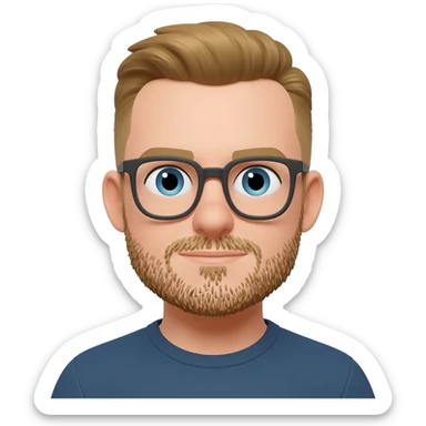 Homme blond foncé, cheveux courts, visage rond, avec une barbe naissante et des lunettes sticker