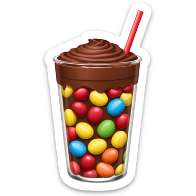 Un vaso cubierto de chocolate arriba fresas y mym sticker