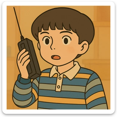 Variação do Mike Wheeler com cabelo de tigela mais curto, traço simples e delicado, colorido em tons pastel, contornos bem grossos e escuros, estilo Ghibli, formato 1:1 sticker