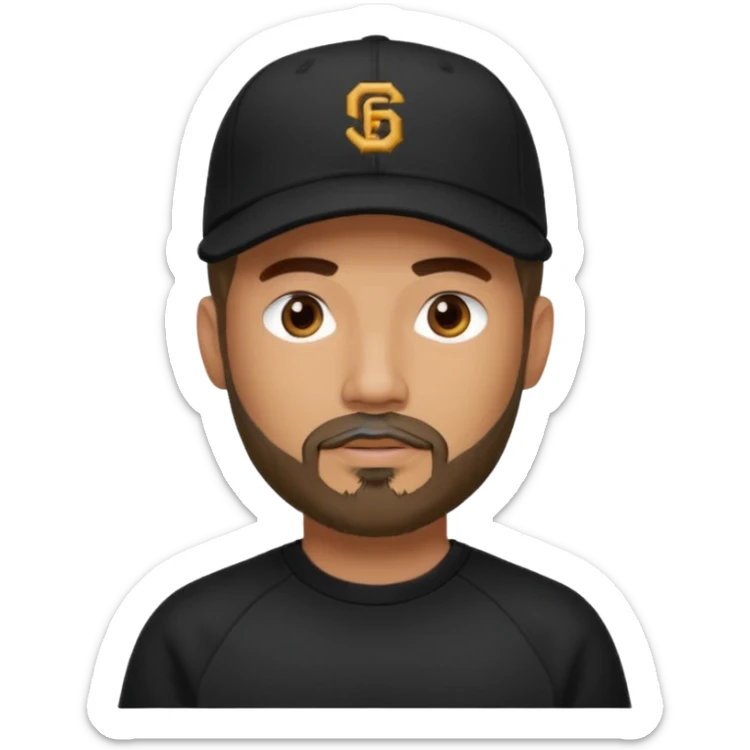 Hombre con la cara blureada, con barba fina y perilla, gorra negra de baseball bordada con un 08, y sudadera negra sticker