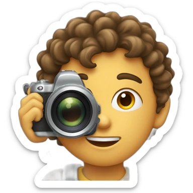 niño 12 años con pelo rizado sosteniendo una camara de fotos con microfono sticker