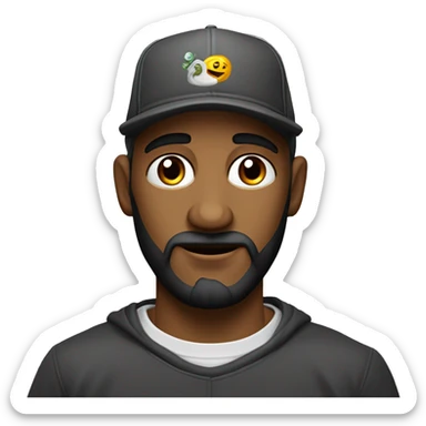 Hombre de tez clara, con ojos claros, barba fina y perilla, gorra negra bordada, y sudadera gris. Expresión relajada y estilo urban sticker