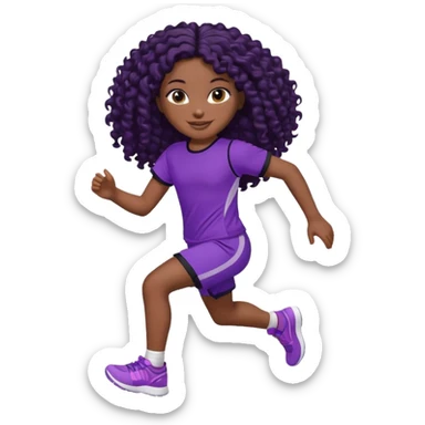 Uma boneca morena escura com olhos castanhos e cabelo cacheado longo preto até o peito, treinando correndo a roupa top roxo com detalhes preto e short roxo com detalhes preto sticker