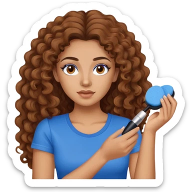 Mujer con cabello marrón, largo y rizado. Morena. Con remera azul y colocandoce polvo de maquillaje con una esponjita de maquillaje marron sticker