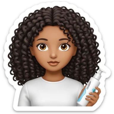 Uma boneca morena com olhos castanhos e cabelo cacheado longo preto, com creme de pentear na mão da Salon line sticker