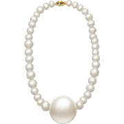 Pearl necklace sticker