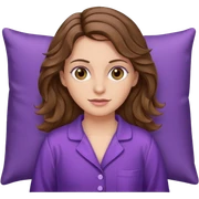 Mujer castaña ondulada blanca de ojos color miel con pijama morada sticker
