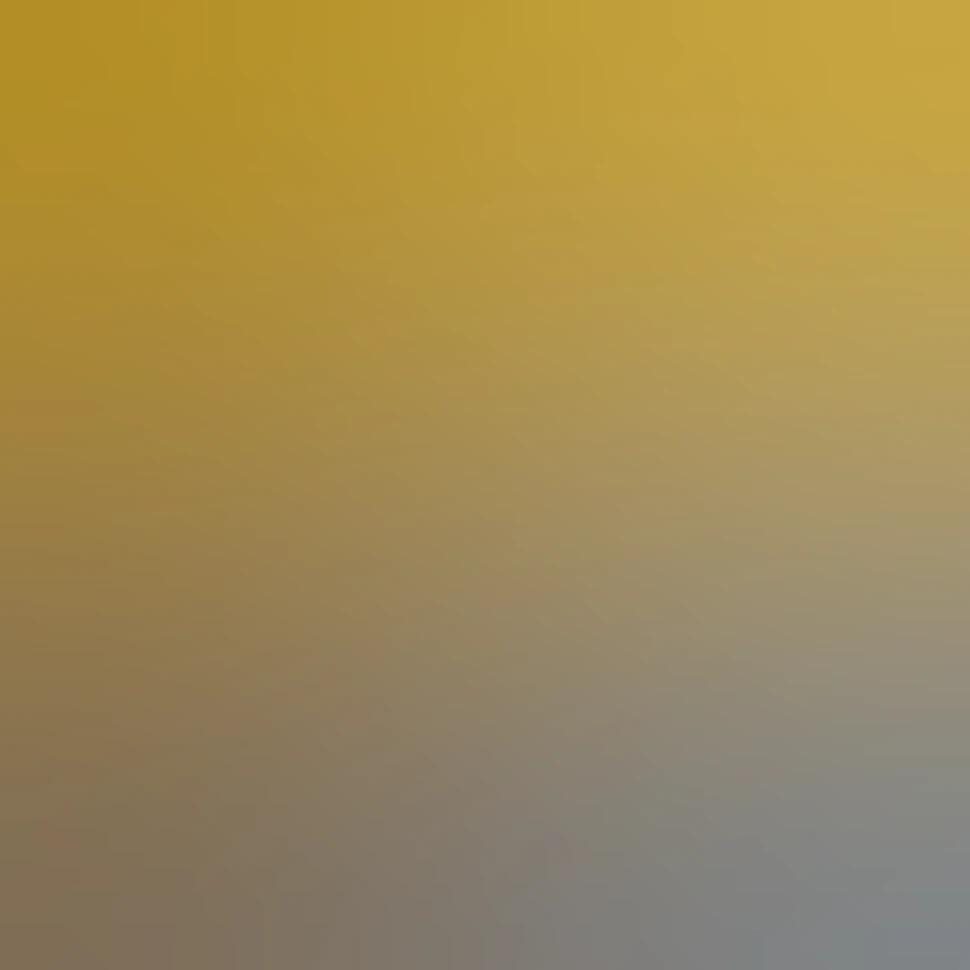 Emoji qui a la peau jaune qui a la tête toute ronde comme un emoji de ...