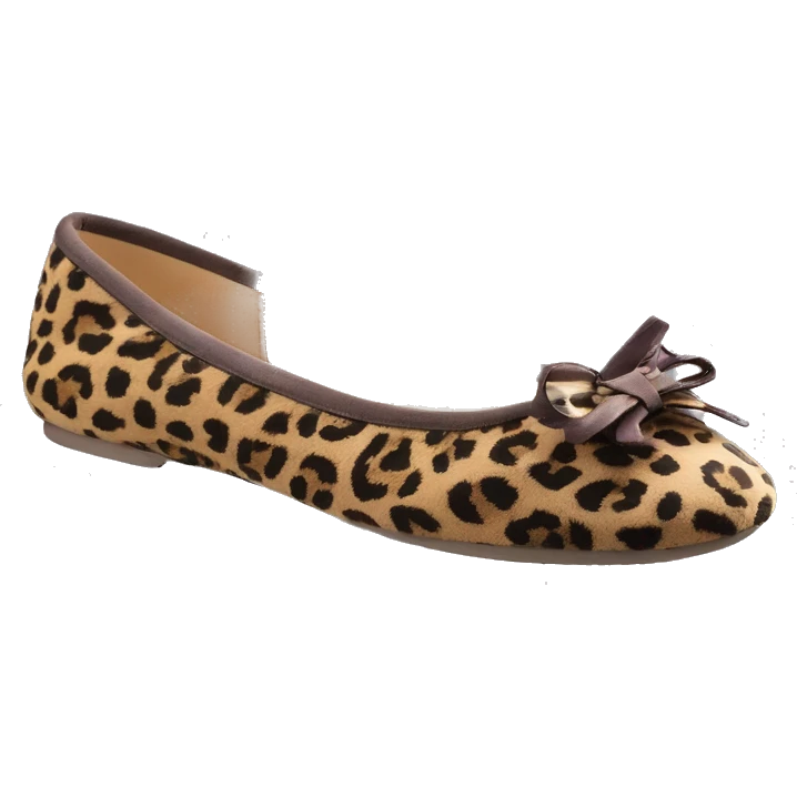 Chaussons ballerines isotoner avec noeud pour femme en tissu semelle du dessous en cuir de couleur leopard très féminine porter au pied  emoji