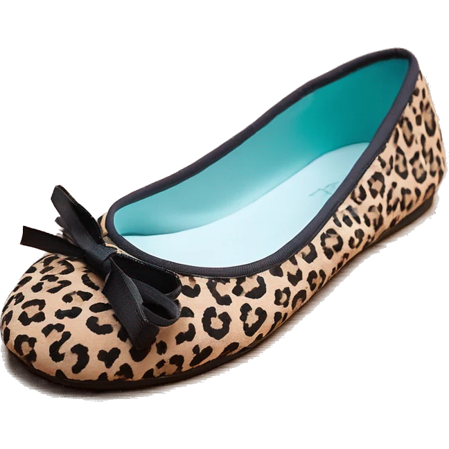 Chaussons ballerines isotoner avec noeud pour femme en tissu semelle du dessous en cuir de couleur leopard très féminine porter au pied  emoji