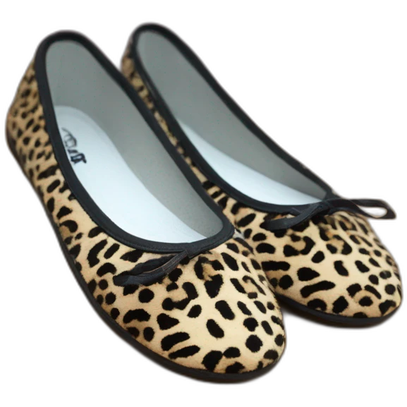 chausson ballerine isotoner léopard avec semelle en cuir souple emoji