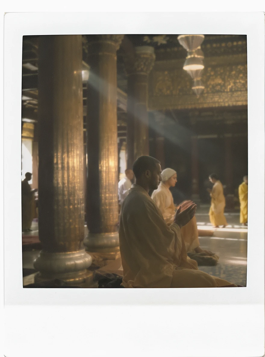 people praying in a Buddhist temple emoji