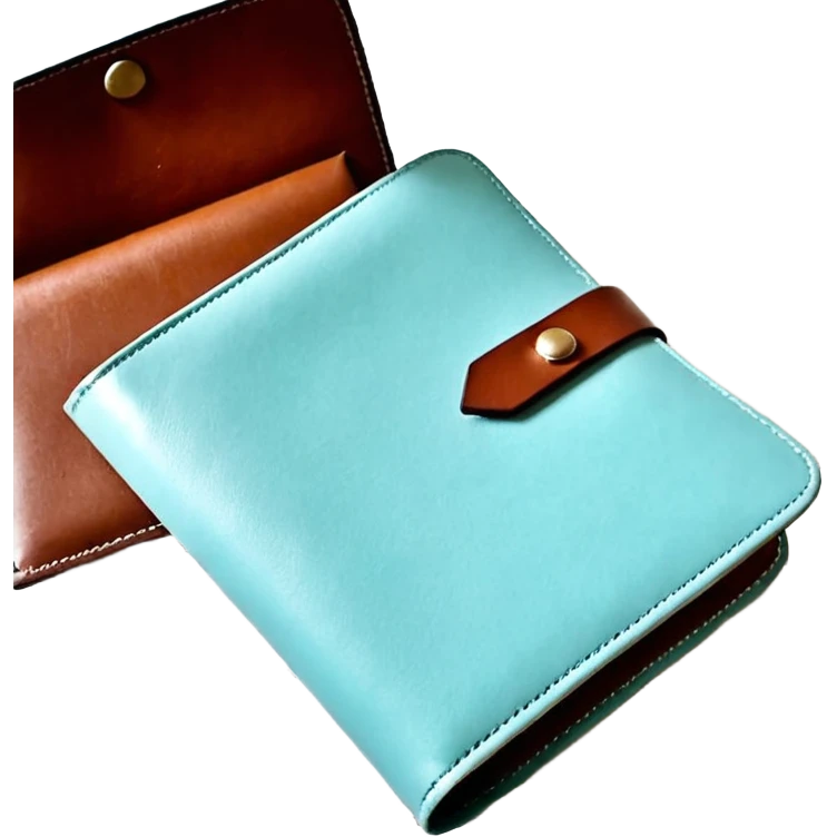 Картонная папка со списком выполненных дел emoji