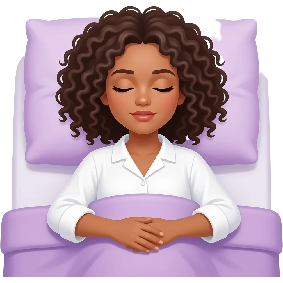 Morena com cabelo cacheado tipo 3c um pouco abaixo do ombro dormindo numa cama com uma blusa branca e o lençol lilas emoji