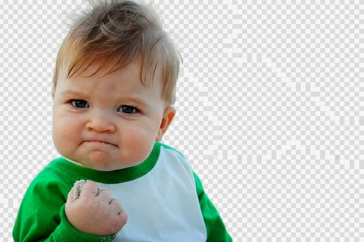 Подставь этому малышу лицо со второй фотографии. Но сделай у него такое же выражение, как у малыша (решительное).

Прозрачный фон emoji