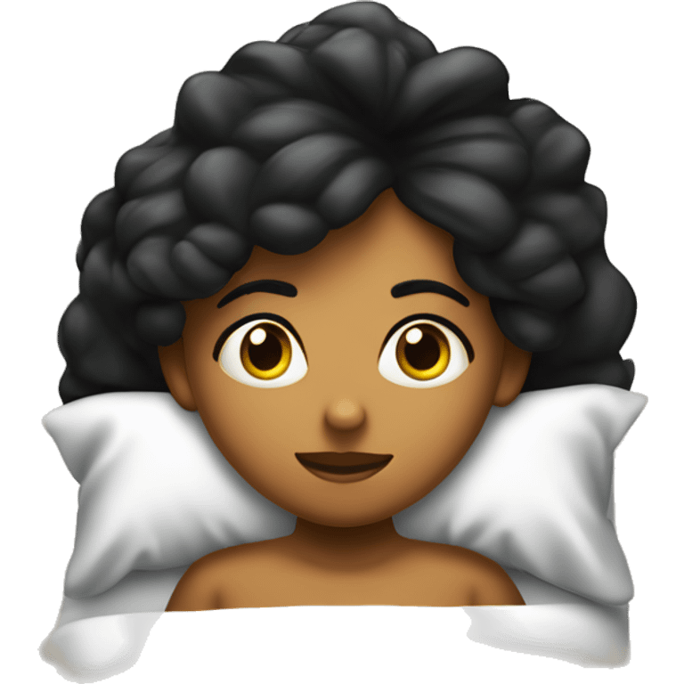 chica con cabello negro y tez trigueña acostada en la cama emoji