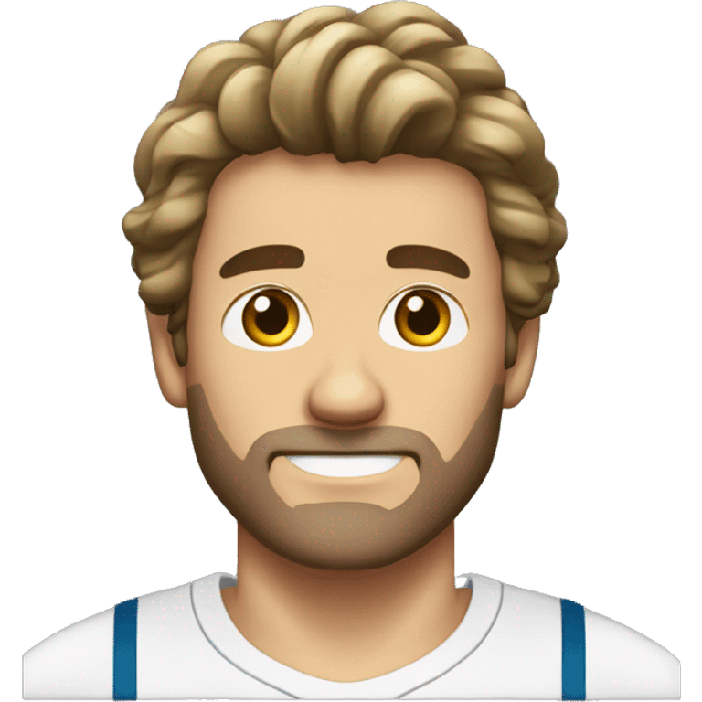 Hombre europeo con pelo oscuro con perilla con camiseta del real madrid emoji